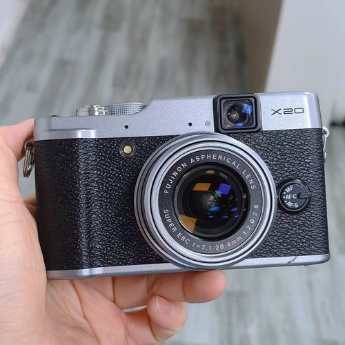 Fujifilm fuji series x20 - x,