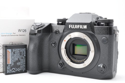 Fotocamera digitale mirrorless