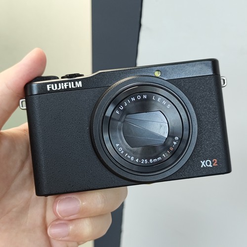 Fotocamera digitale compatta