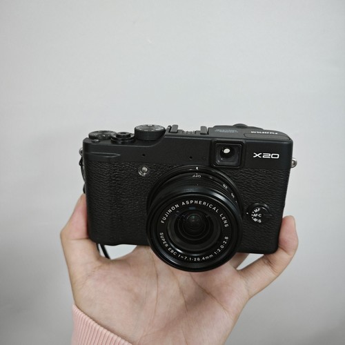 Fujifilm x20 megapixel - 12,0,